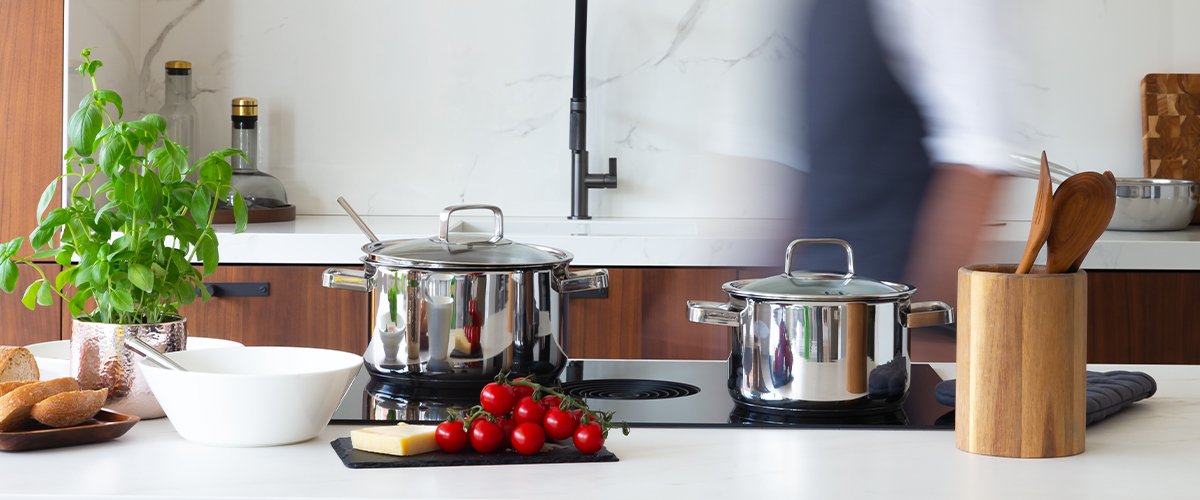 Răsfățați-vă cu vase de gătit, care vor aprinde pasiunea pentru gătitul acasă